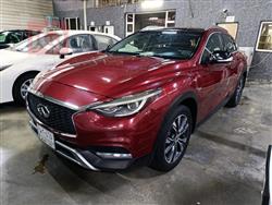 Infiniti Q30